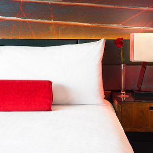 Twin Room Hearing accessible